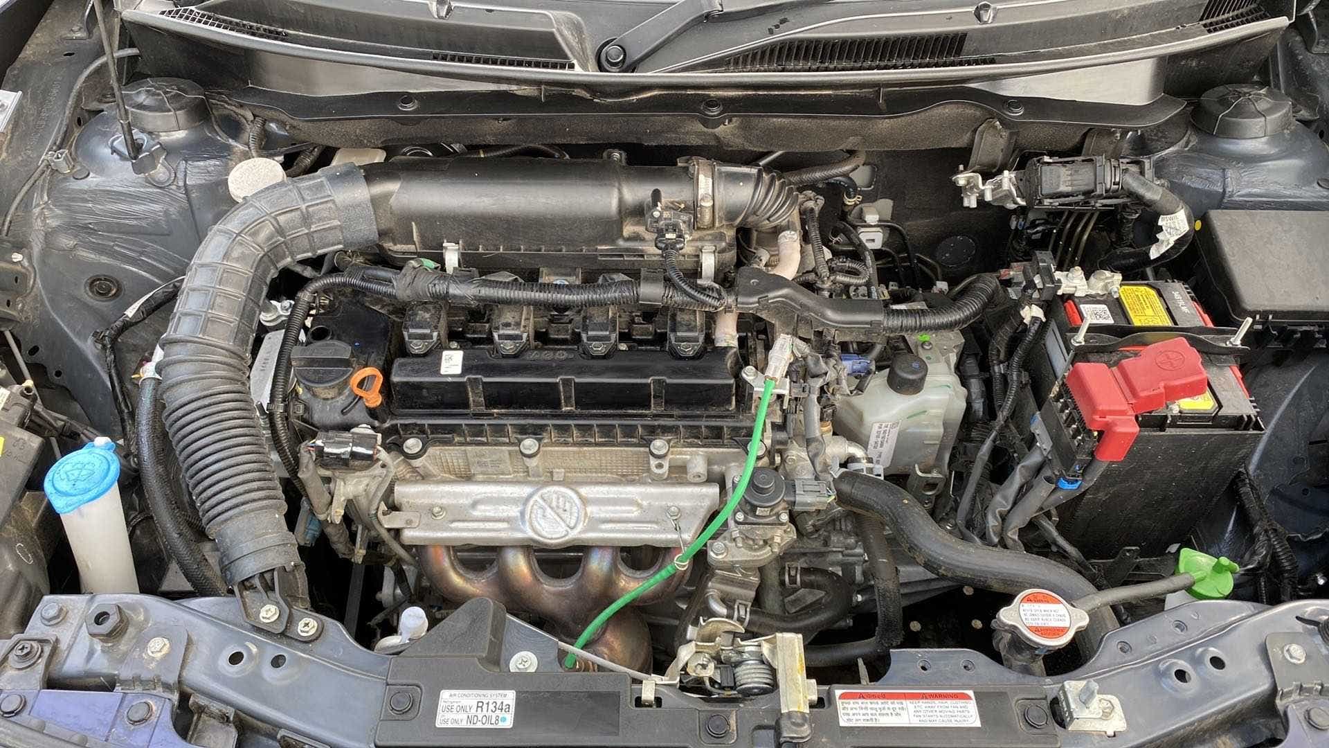 Engine bay of a Maruti Suzuki Swift 2021 - 2023