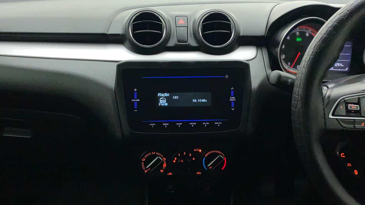 Dashboard and center console of a Maruti Suzuki Swift 2021 - 2023
