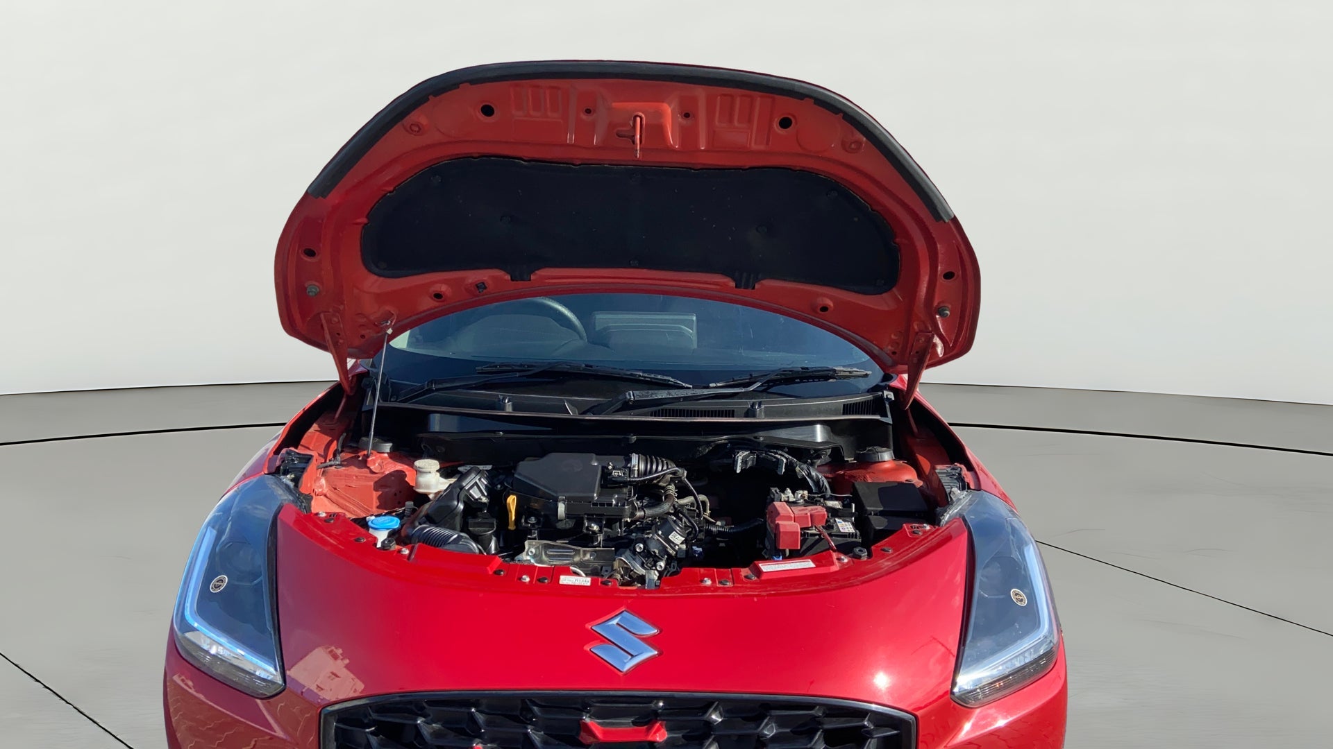 Engine bay view of a Maruti Suzuki Swift
