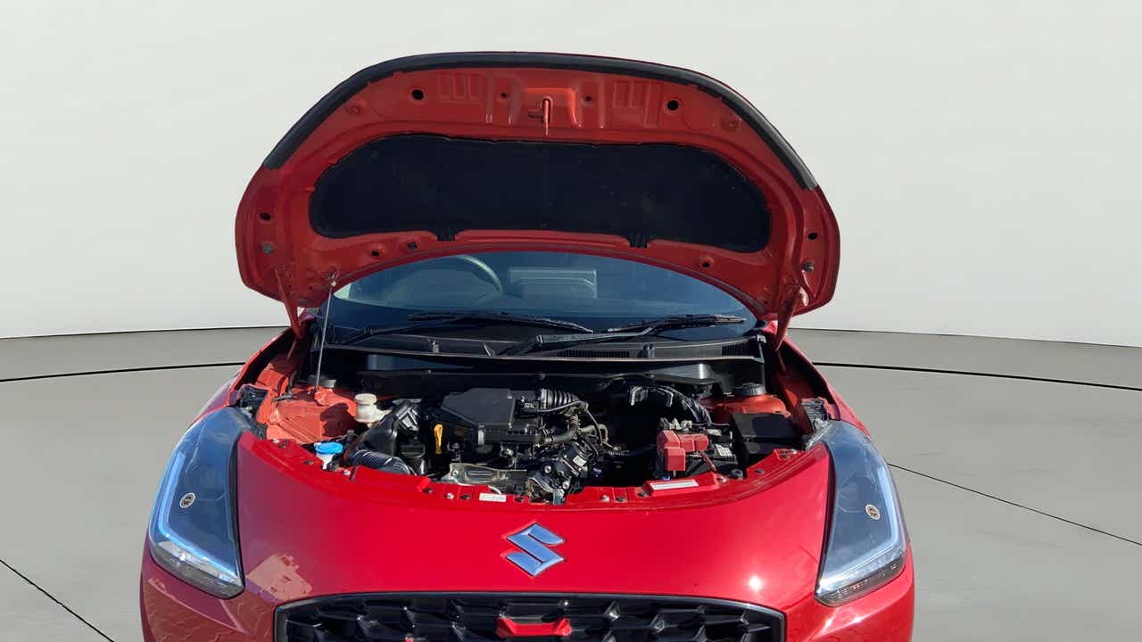 Engine bay view of a Maruti Suzuki Swift