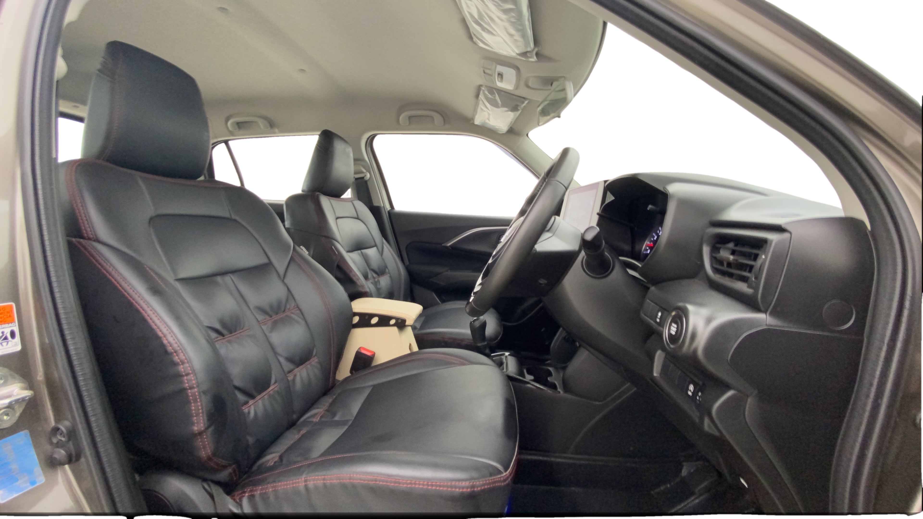 Front interior view of a Maruti Suzuki Swift