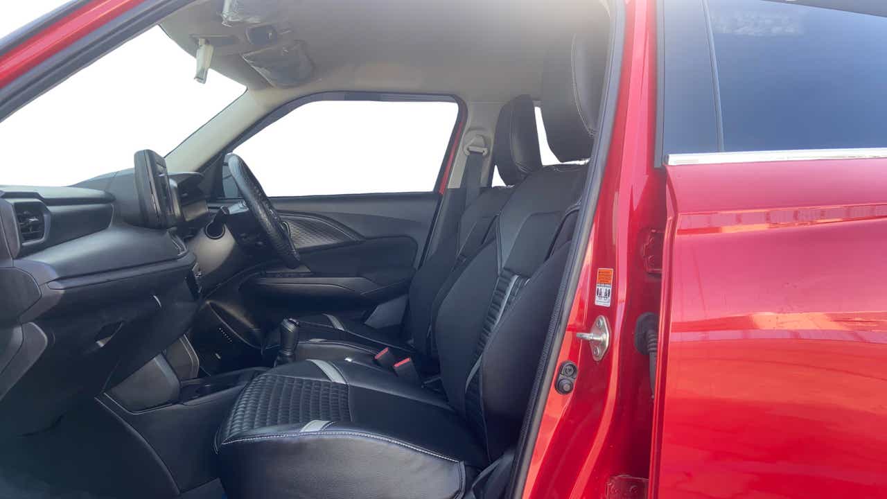 Front interior view of a Maruti Suzuki Swift