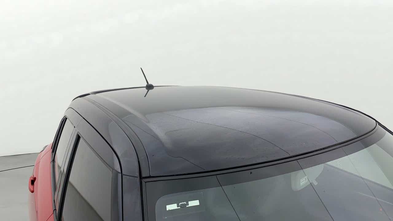 Roof view of a Maruti Suzuki Swift
