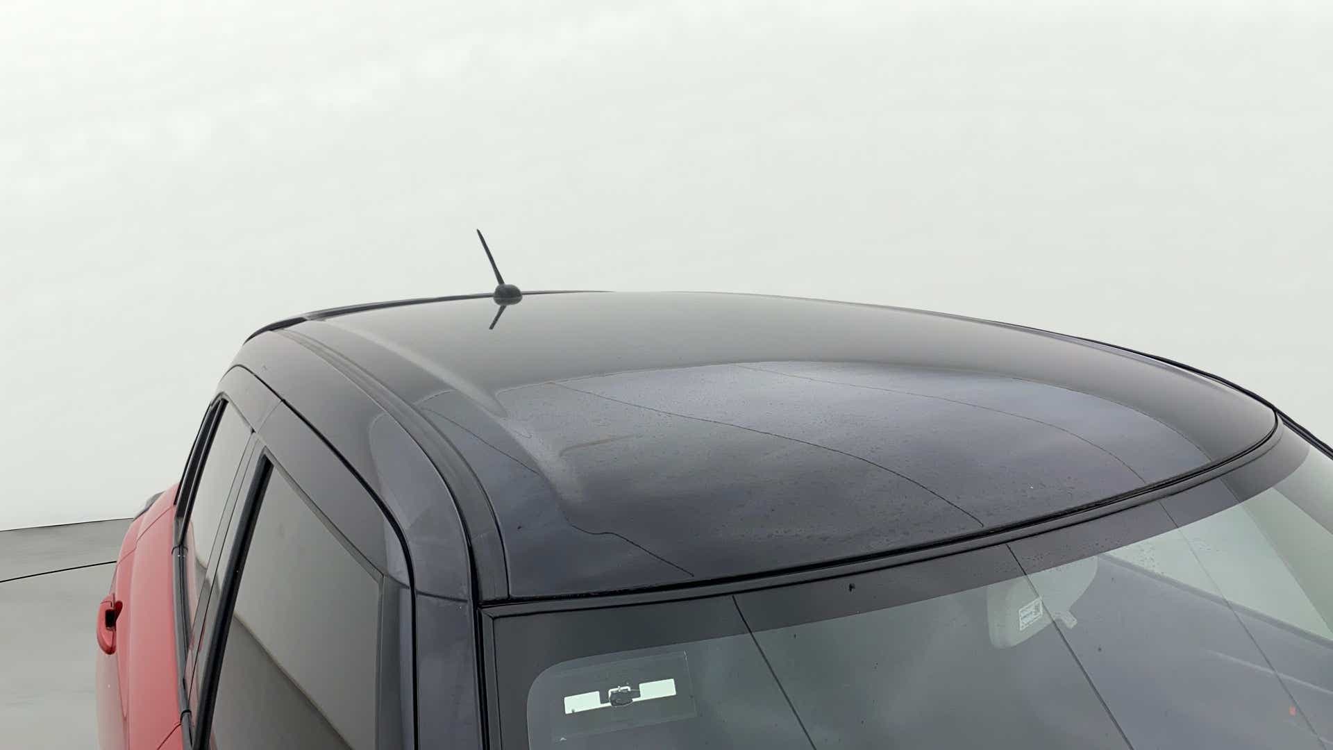 Roof view of a Maruti Suzuki Swift