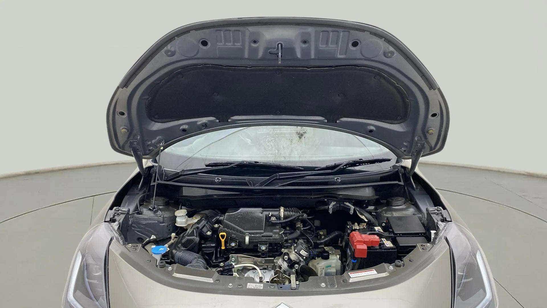Engine bay view of a Maruti Suzuki Swift