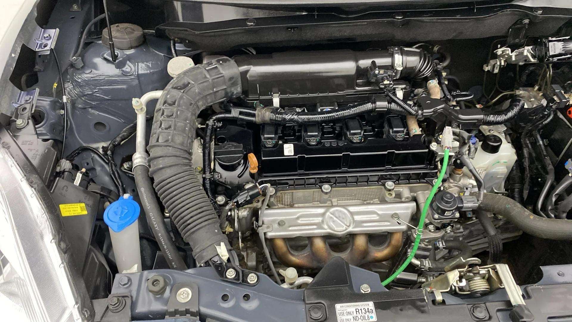 Engine bay of a Maruti Suzuki Swift