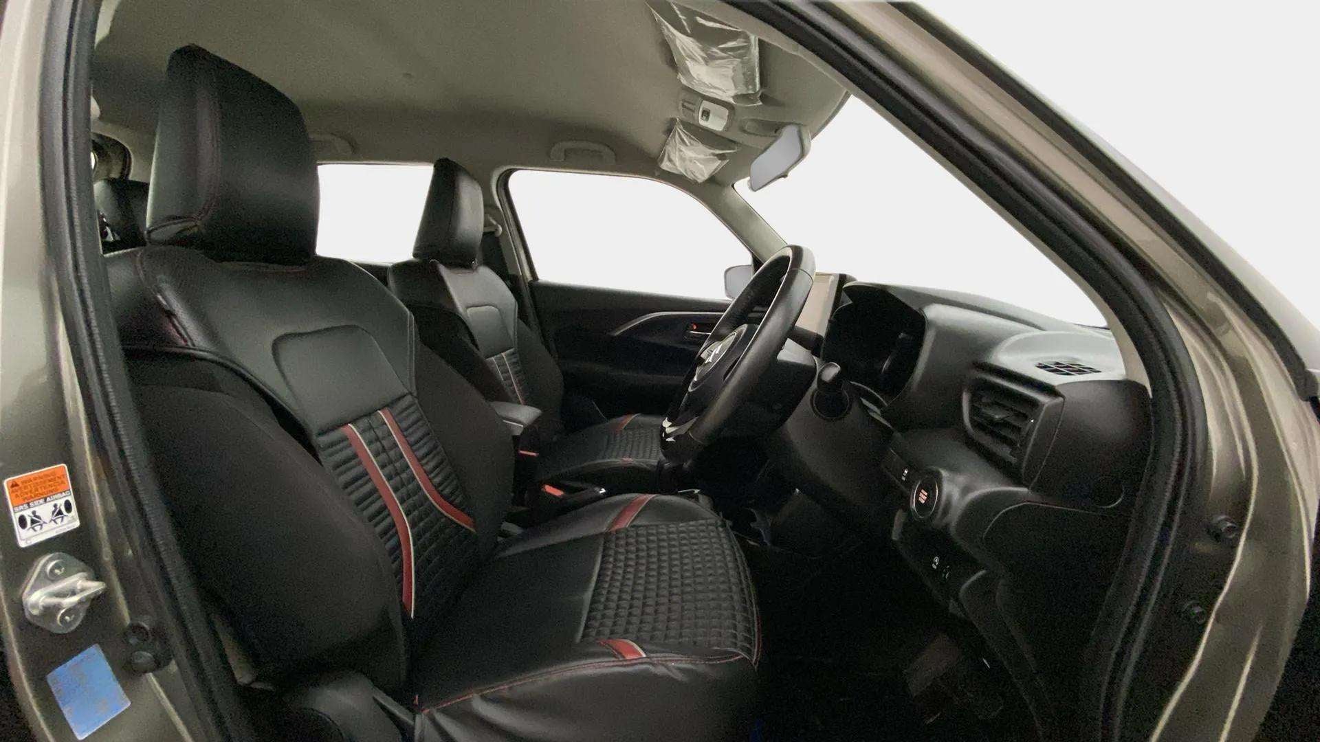 Front interior view of a Maruti Suzuki Swift