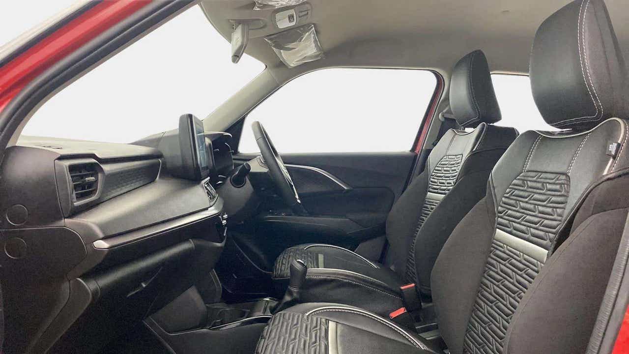 Front interior view of a Maruti Suzuki Swift