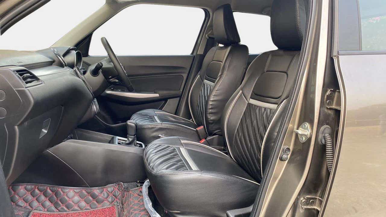 Front interior view of a Maruti Suzuki Swift 2021 - 2023