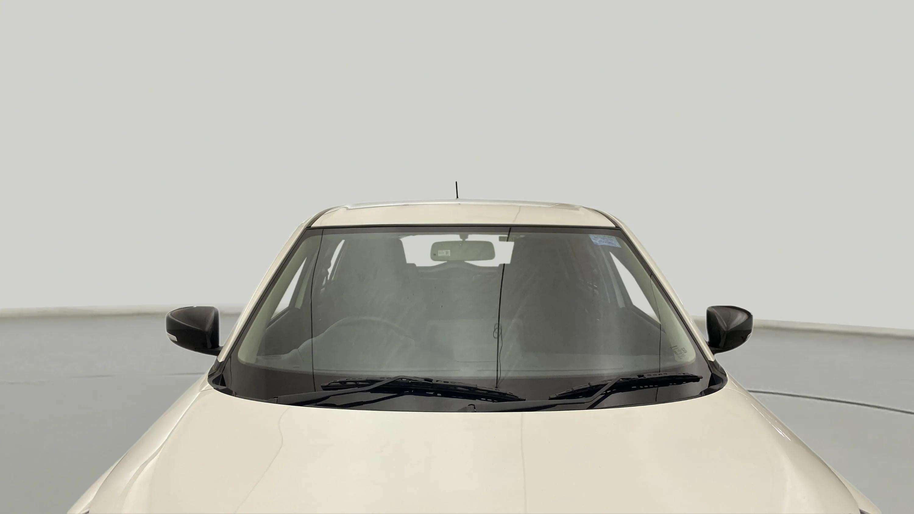 Front view of a Maruti Suzuki Swift