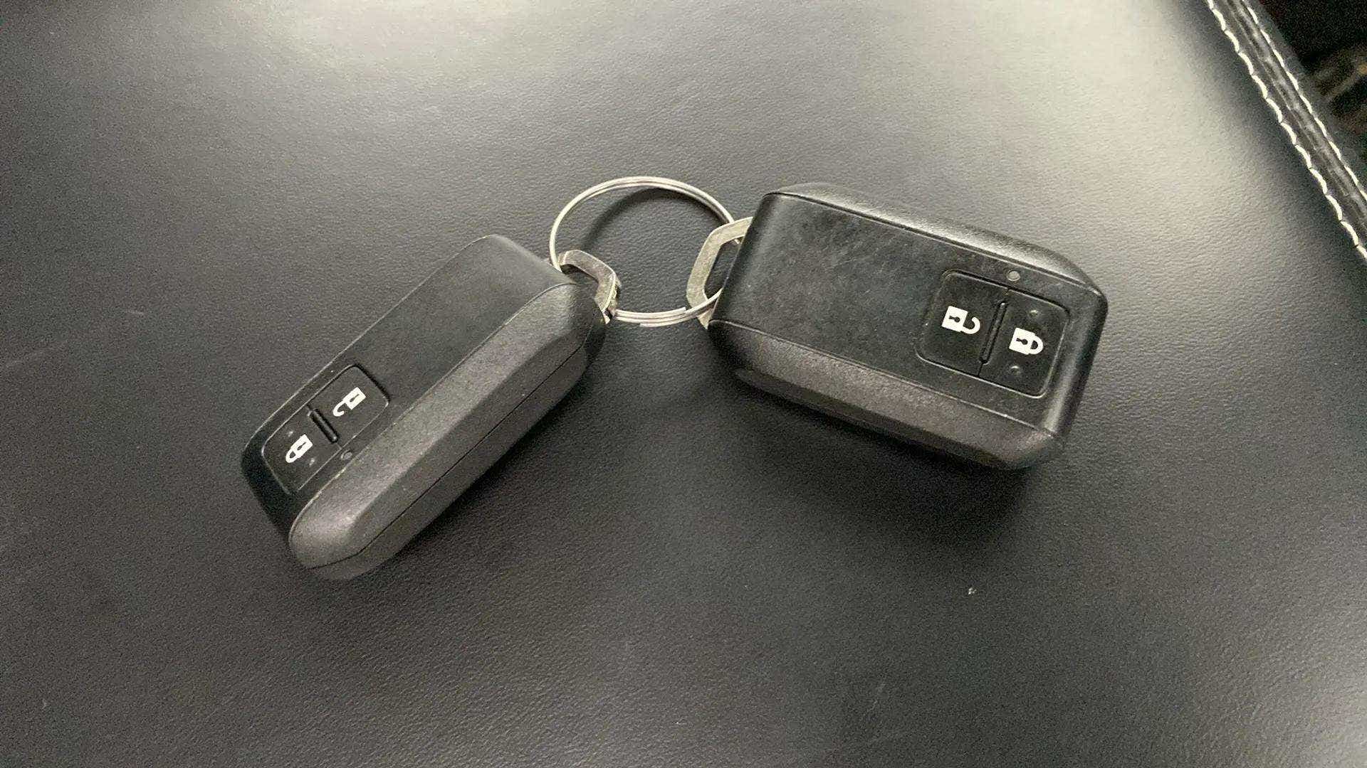 Car key fobs of a Maruti Suzuki Swift