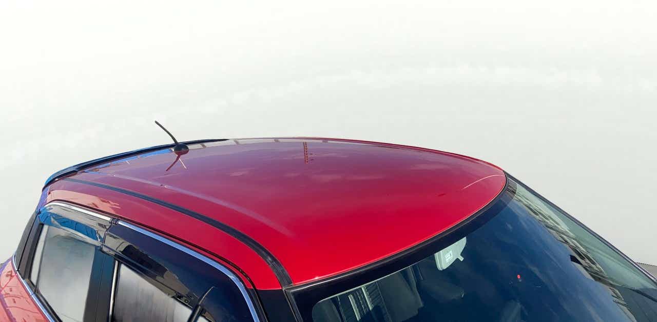 Roof view of a Maruti Suzuki Swift