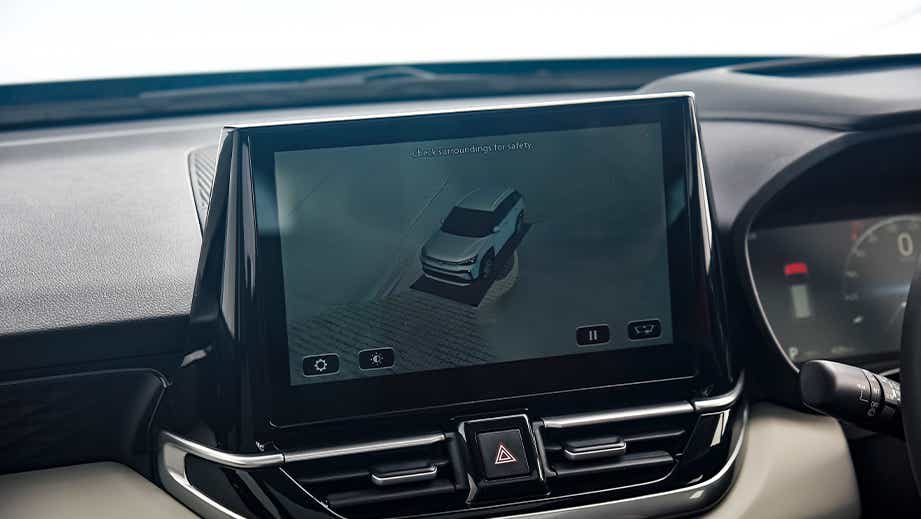 Infotainment Touchscreen with parking camera display