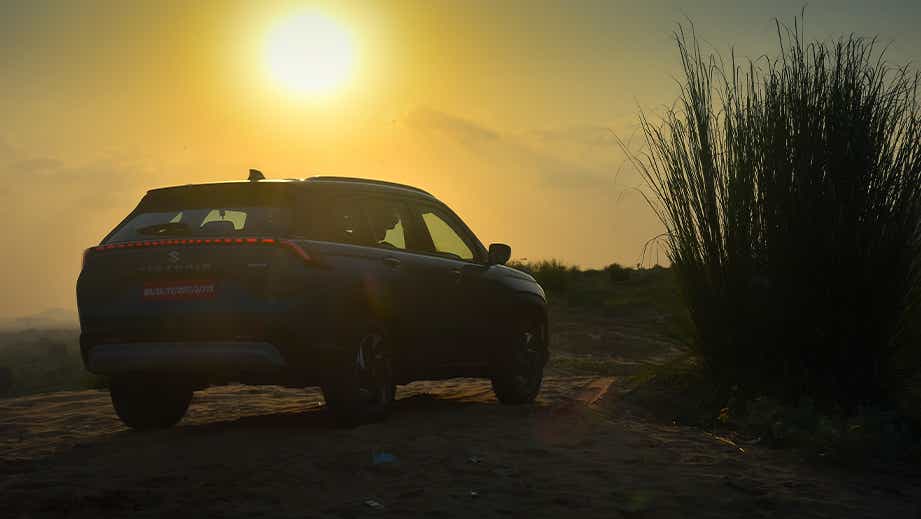 Rear Right Side View