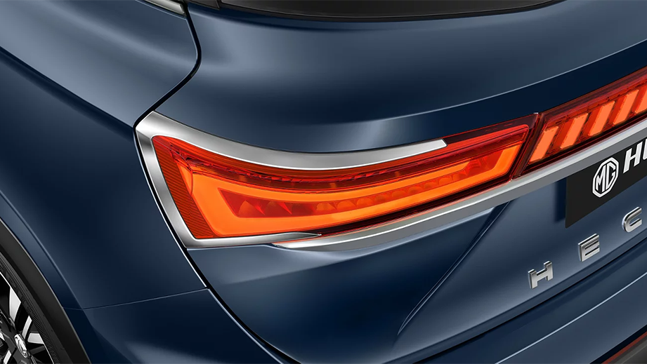 Rear tail light close-up of a Cleadon Blue MG Hector Facelift