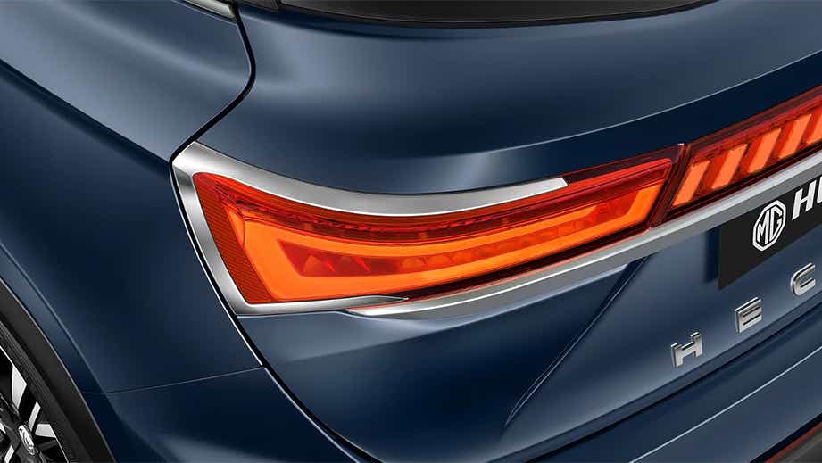 Rear tail light close-up of a Cleadon Blue MG Hector Facelift