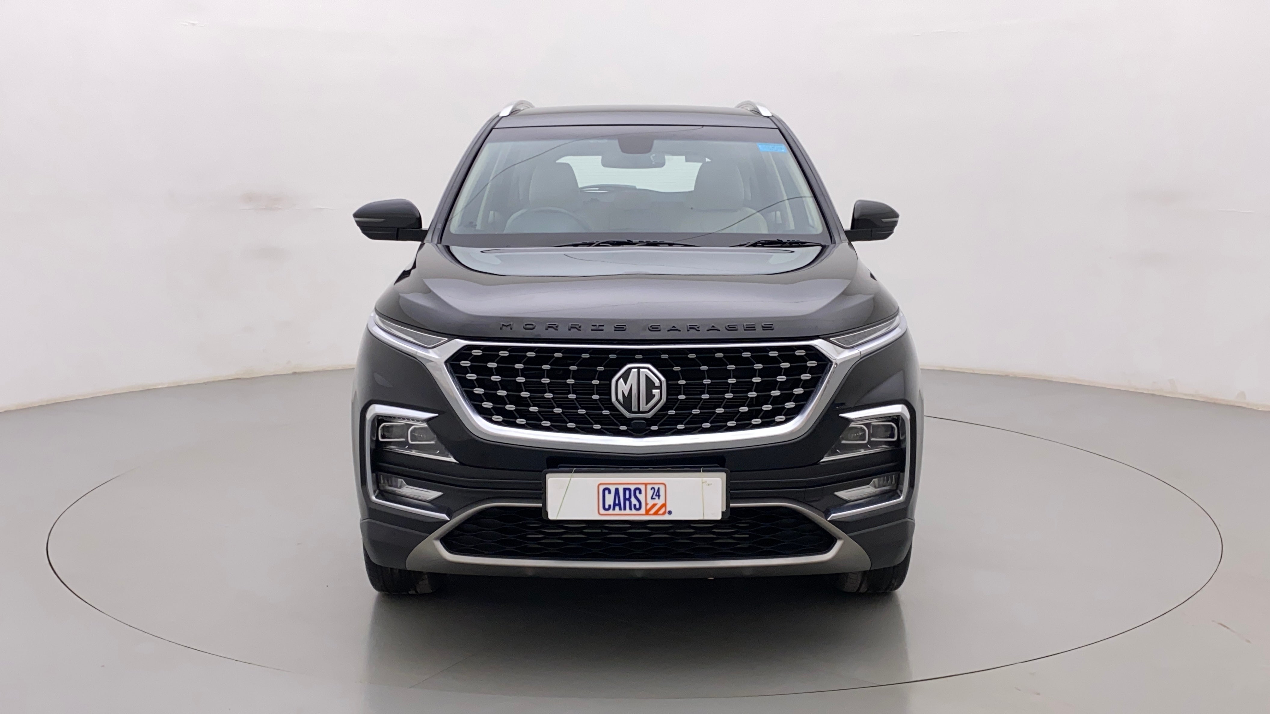 Front view of a MG Hector