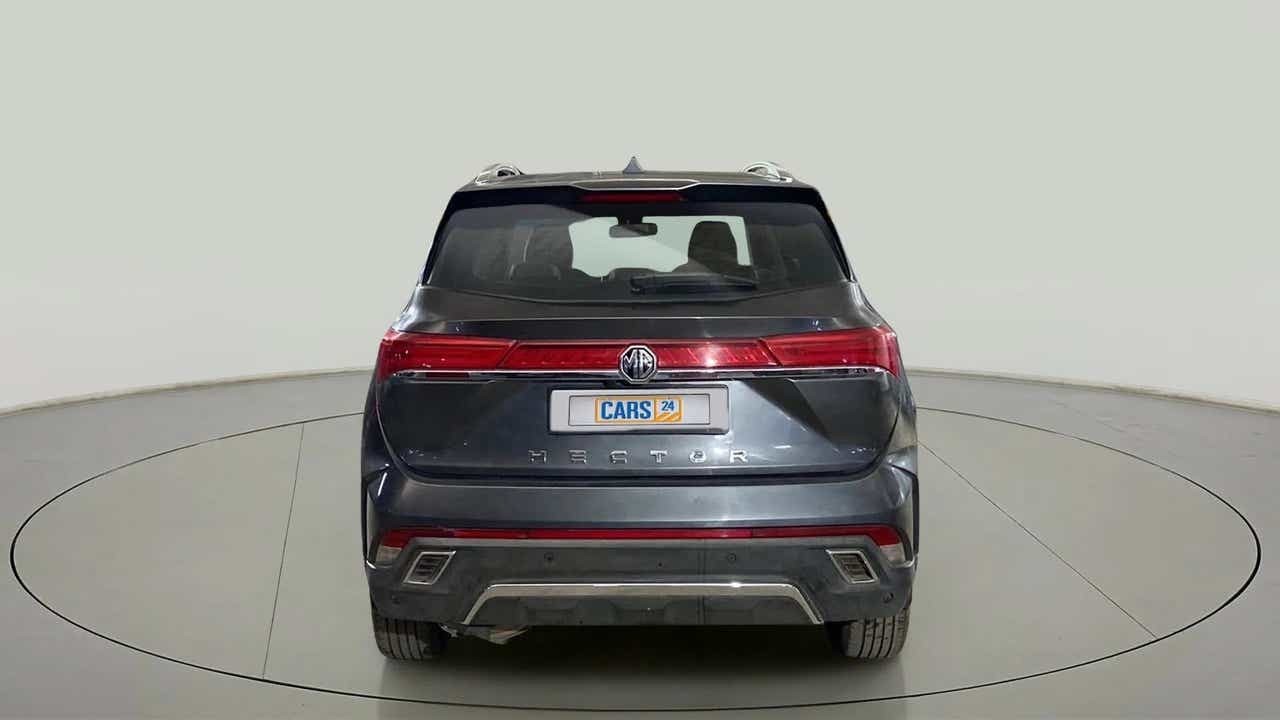 Rear view of a MG Hector