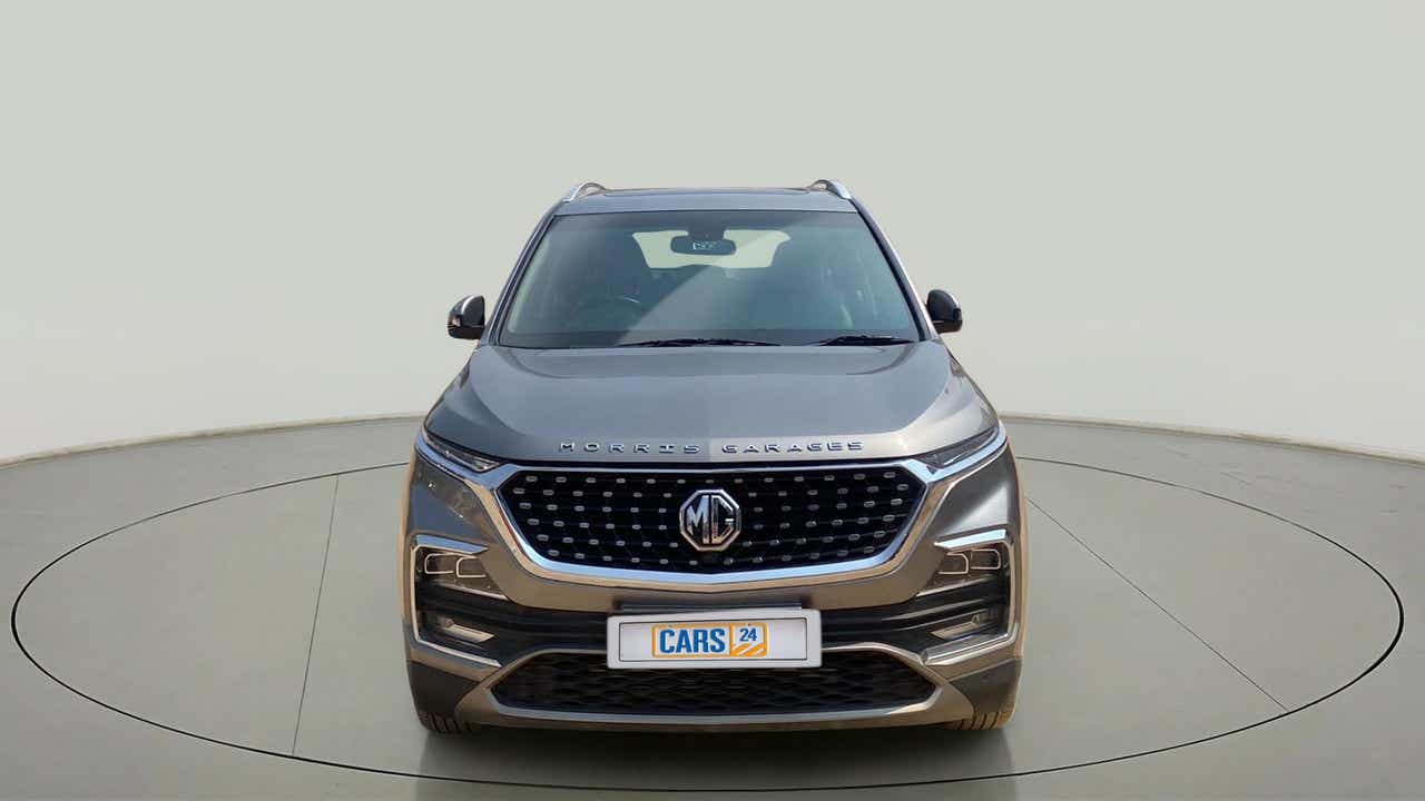 Front view of a MG Hector