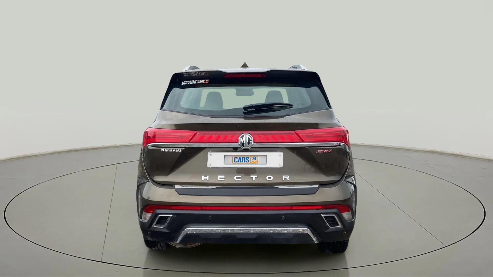 Rear view of an MG Hector