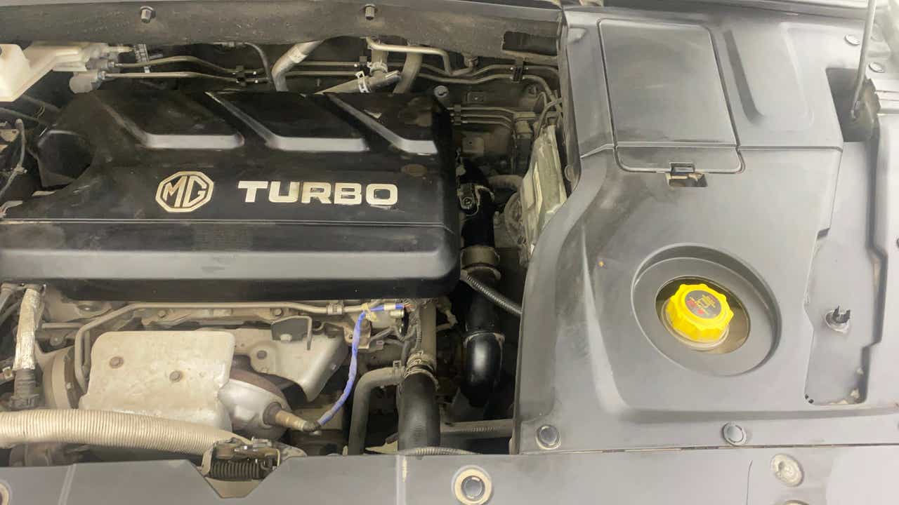 Engine bay view of a MG Hector
