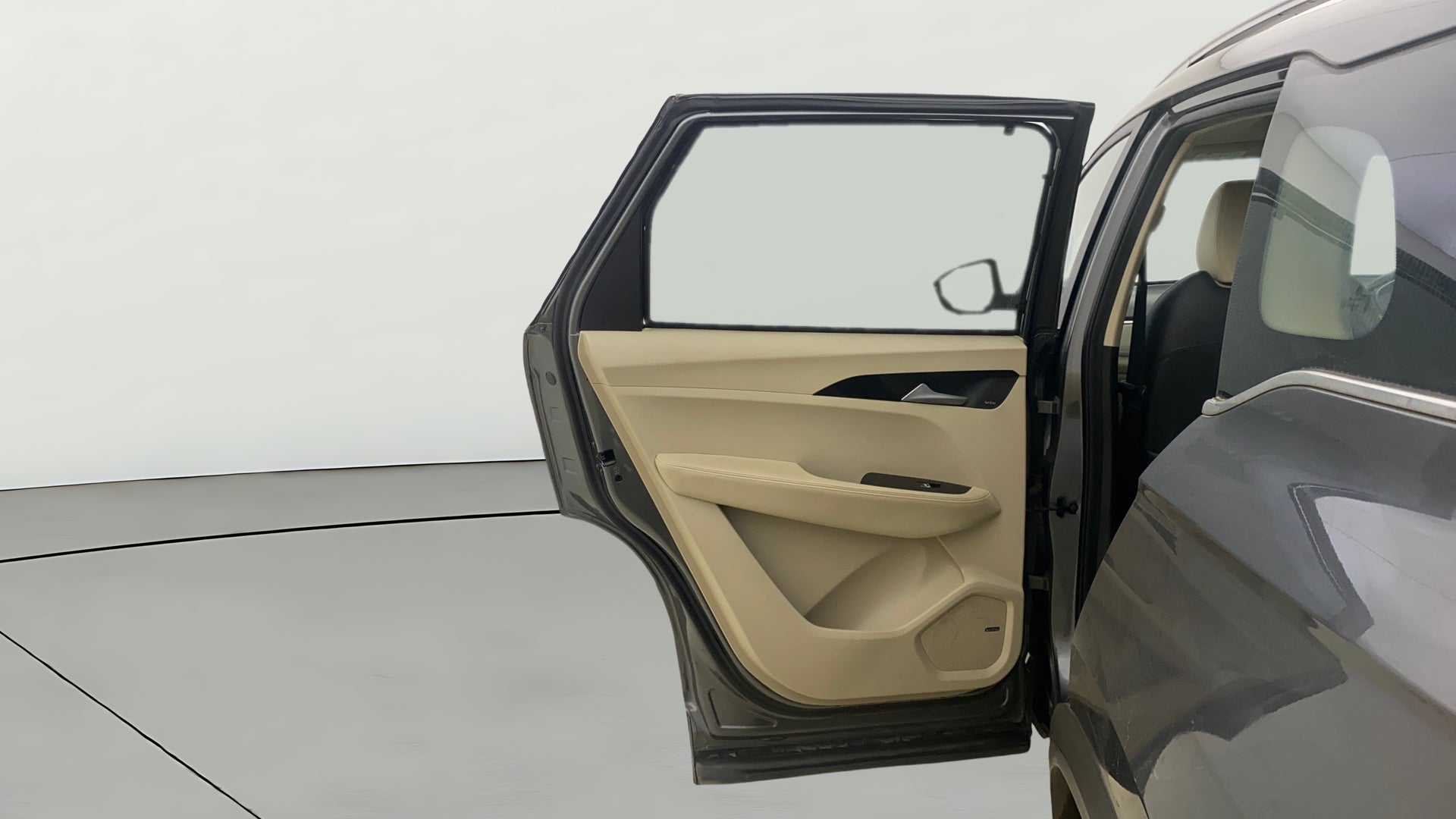 Rear left door interior of a MG Hector