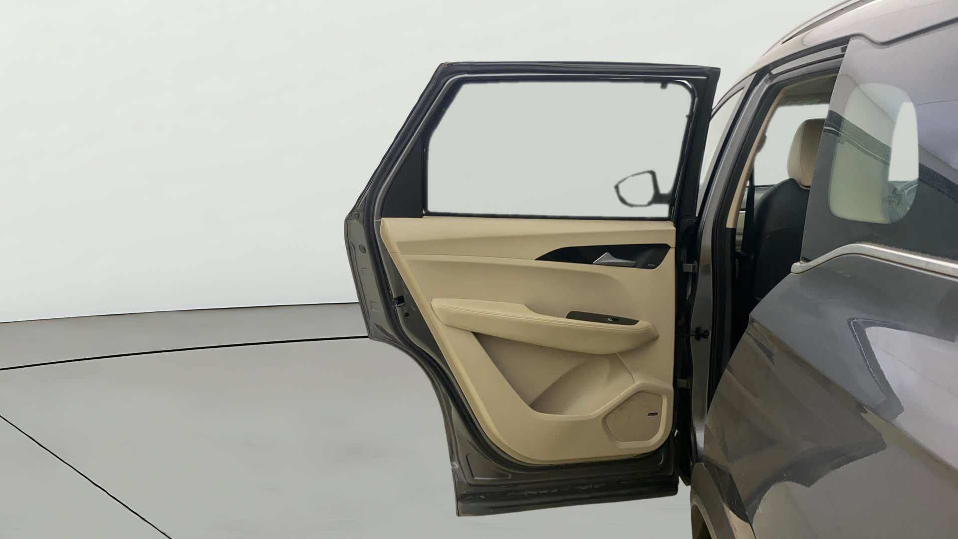Rear left door interior of a MG Hector