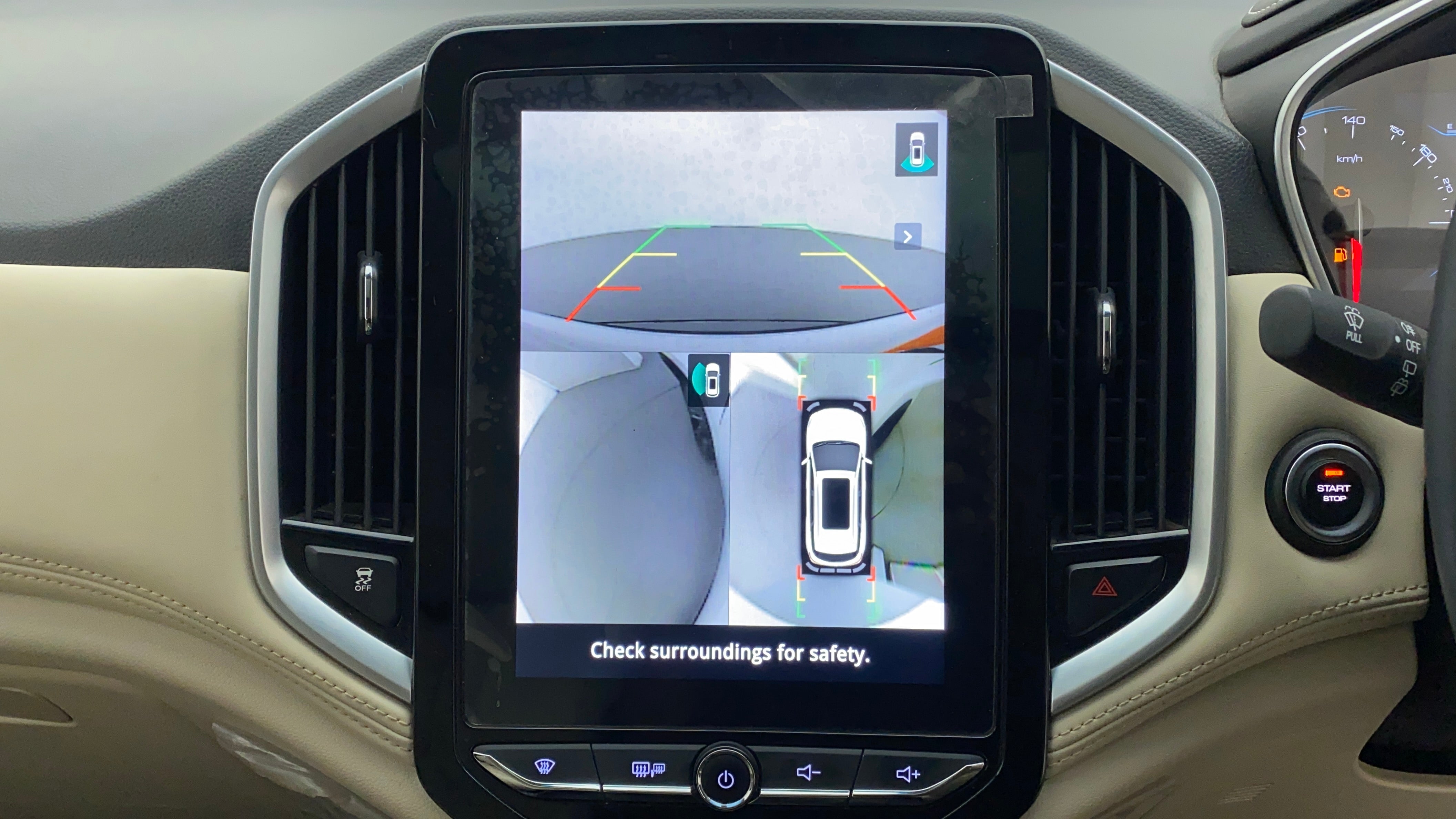 Reverse camera and 360-degree view display of a MG Hector