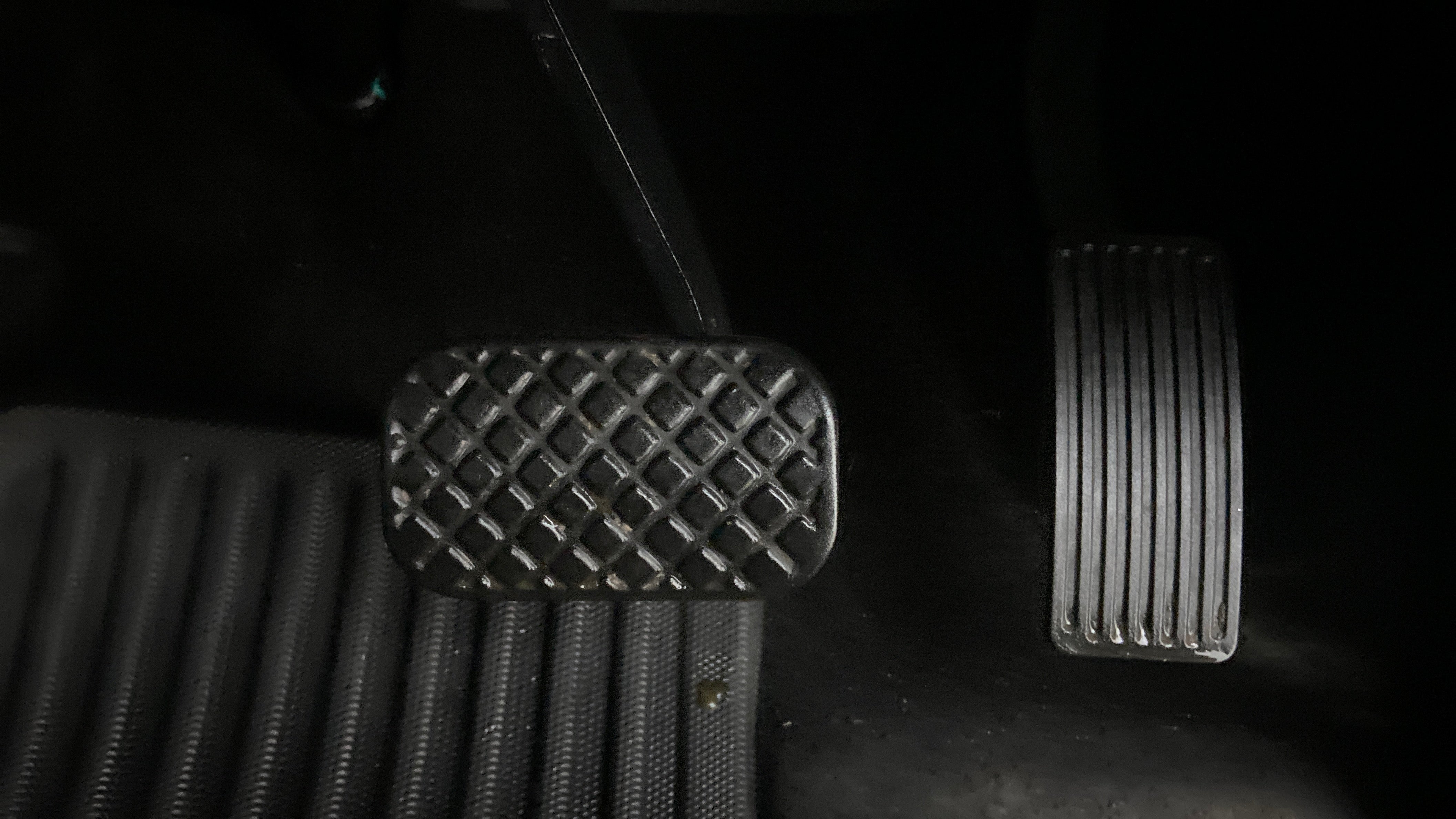Pedal close-up of a MG Hector