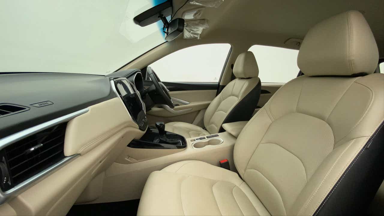 Front interior view of a MG Hector