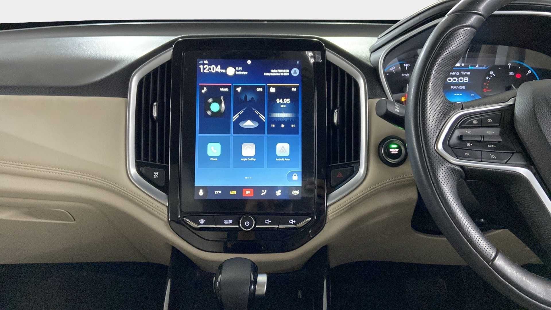 Dashboard and touchscreen display of a MG Hector