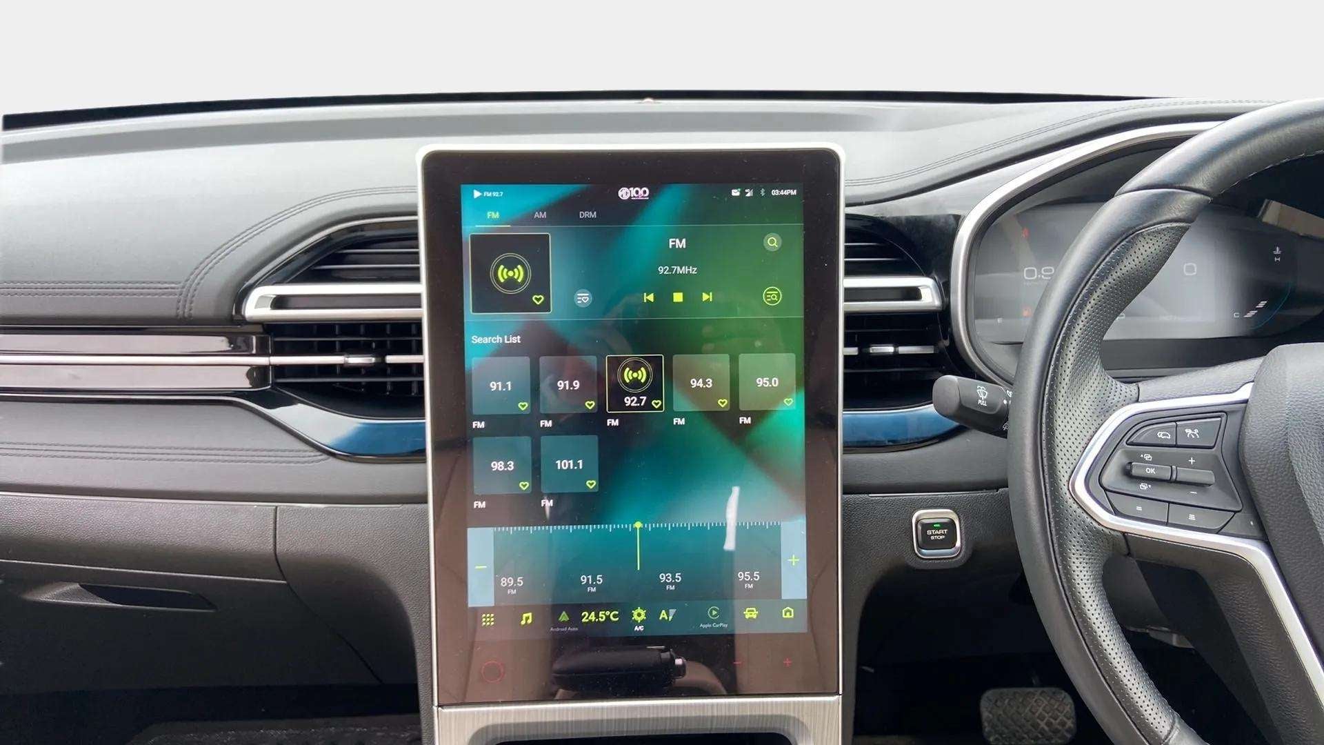 Interior dashboard of a MG Hector