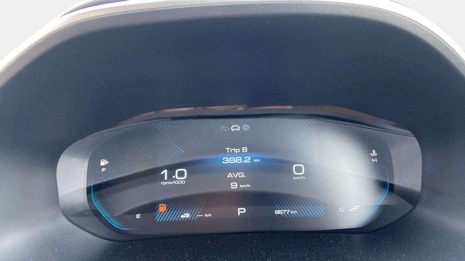 Instrument cluster of a MG Hector