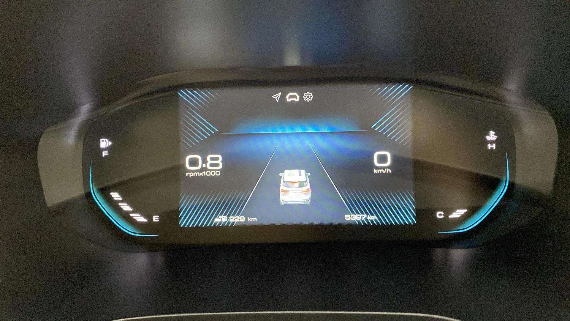 Instrument cluster display of a MG Hector