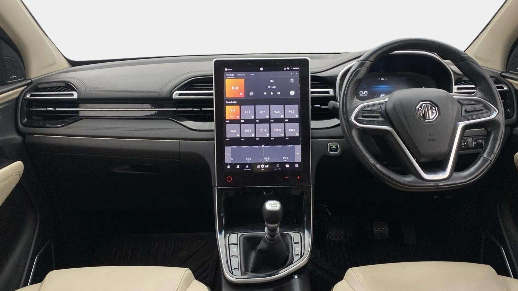 Dashboard and steering wheel view of a MG Hector