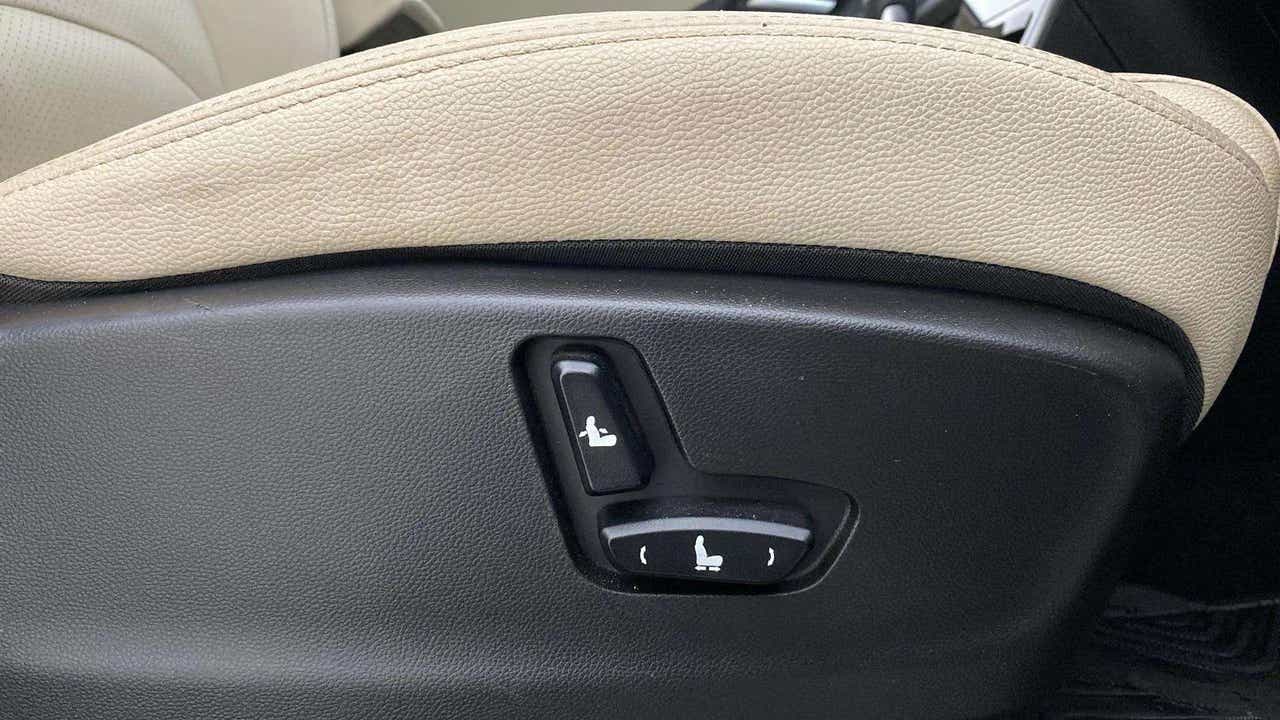 Seat adjustment controls of a MG Hector