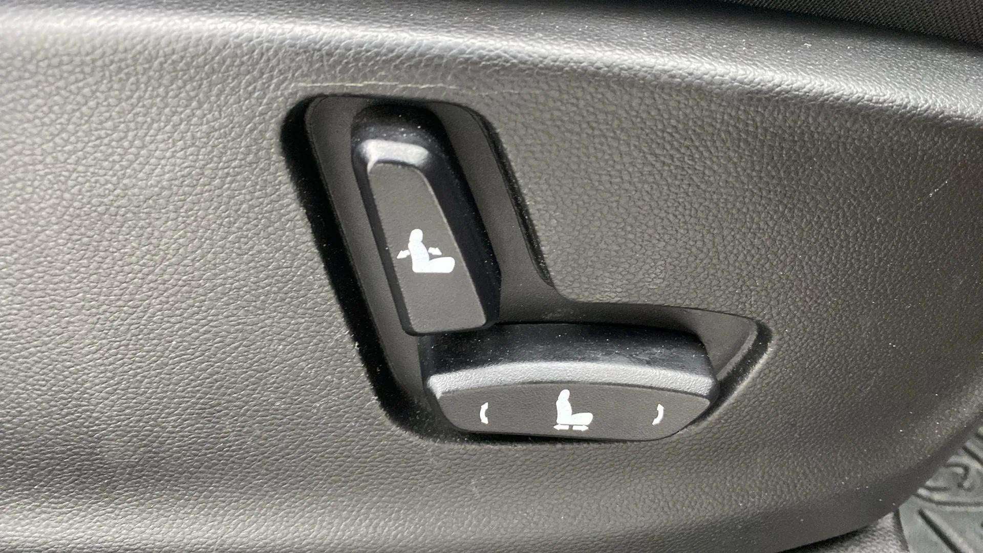 Seat adjustment controls of a MG Hector