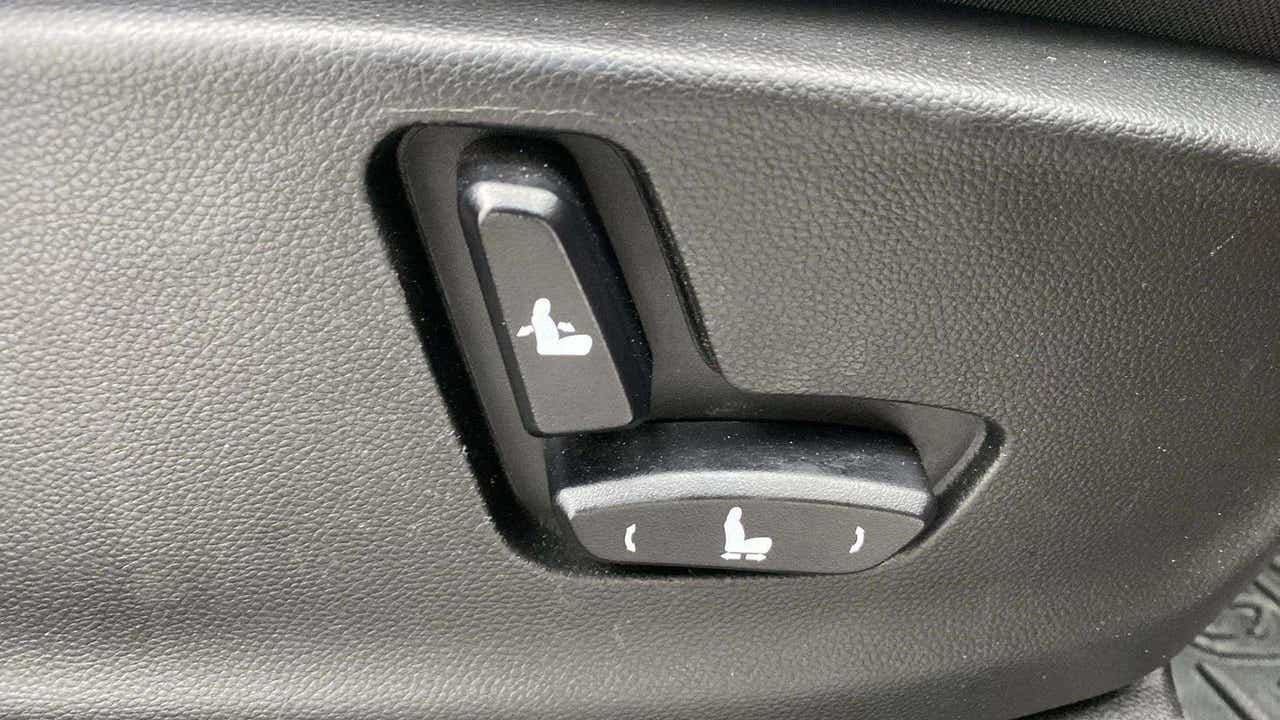 Seat adjustment controls of a MG Hector