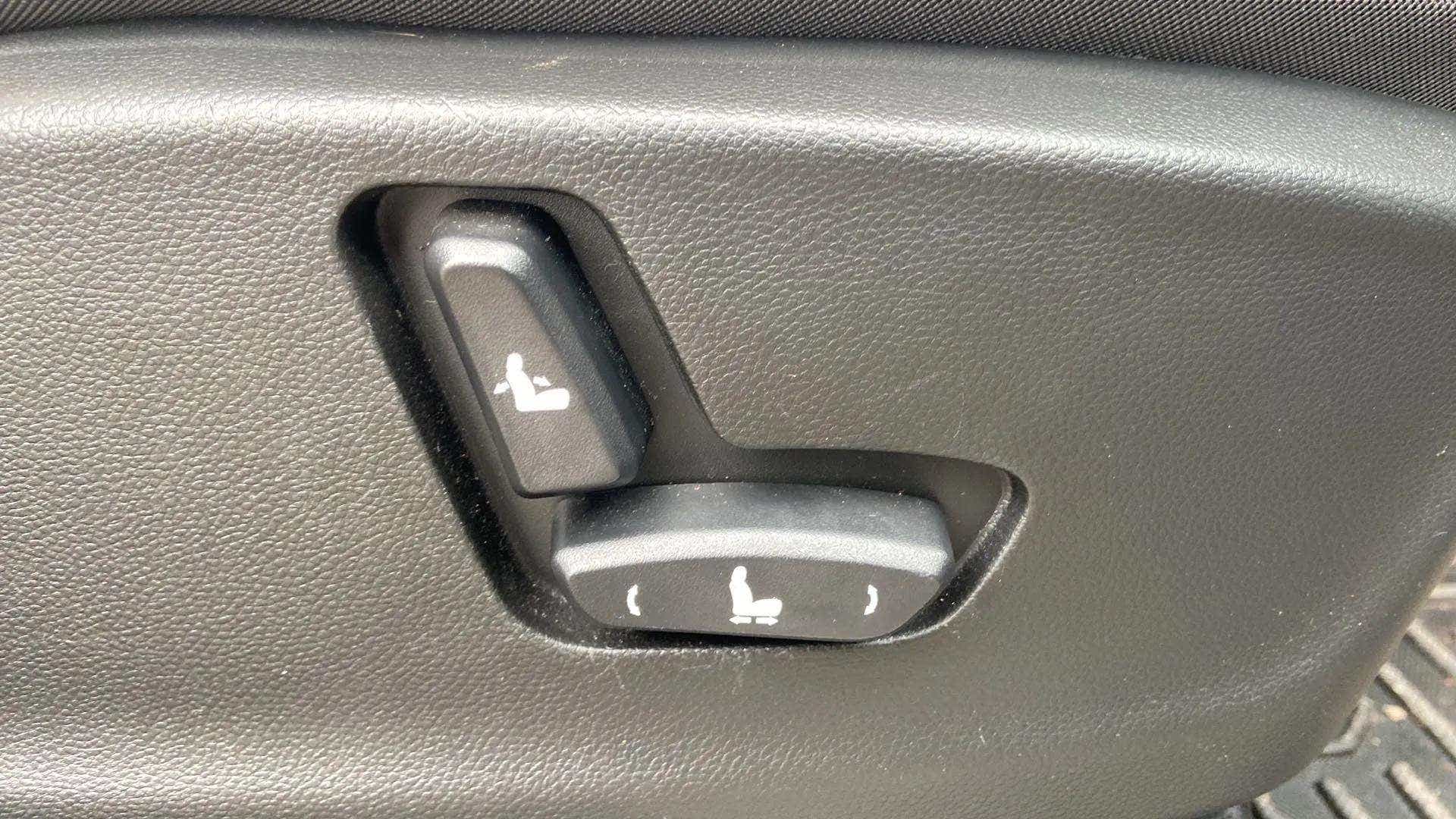 Seat adjustment controls of a MG Hector