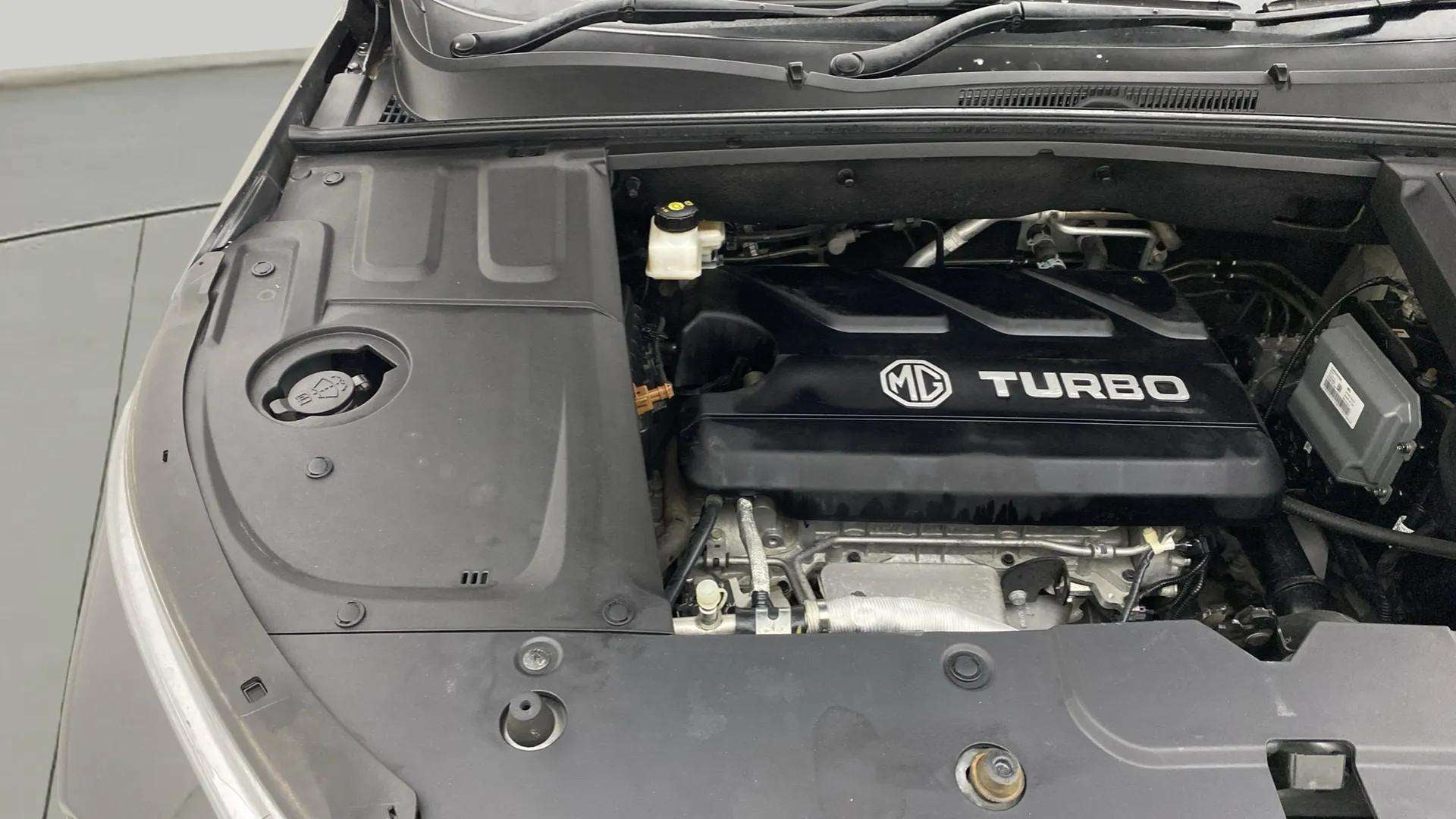Engine bay view of a MG Hector