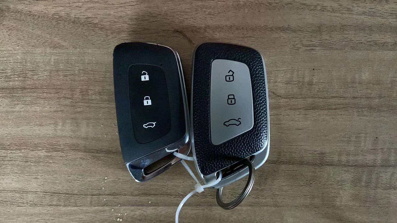 Car key fobs for a MG Hector