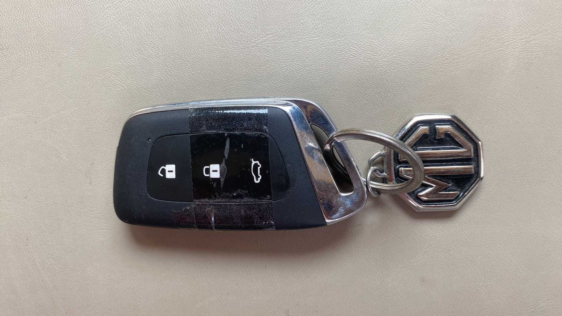 Close-up of a key fob with mg logo for a mg hector