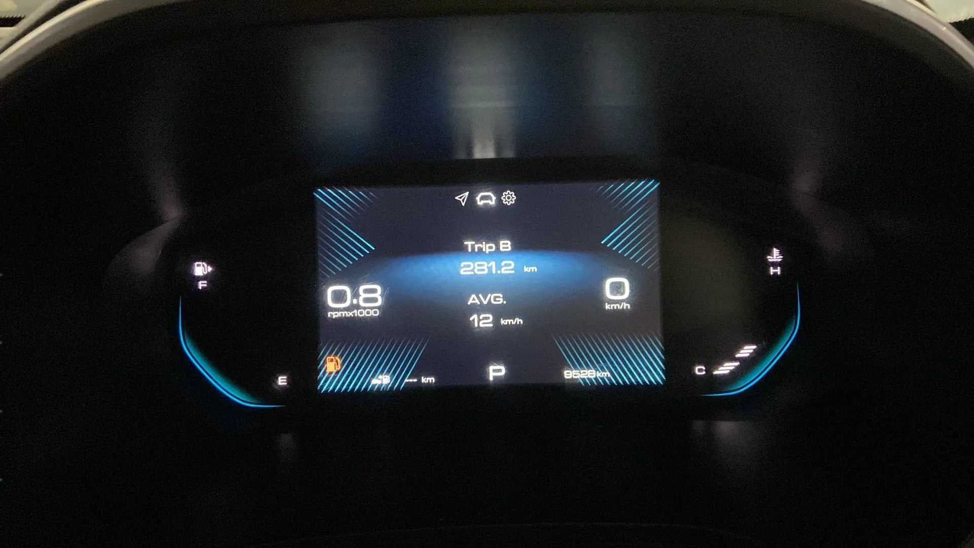 Instrument cluster display of a MG Hector