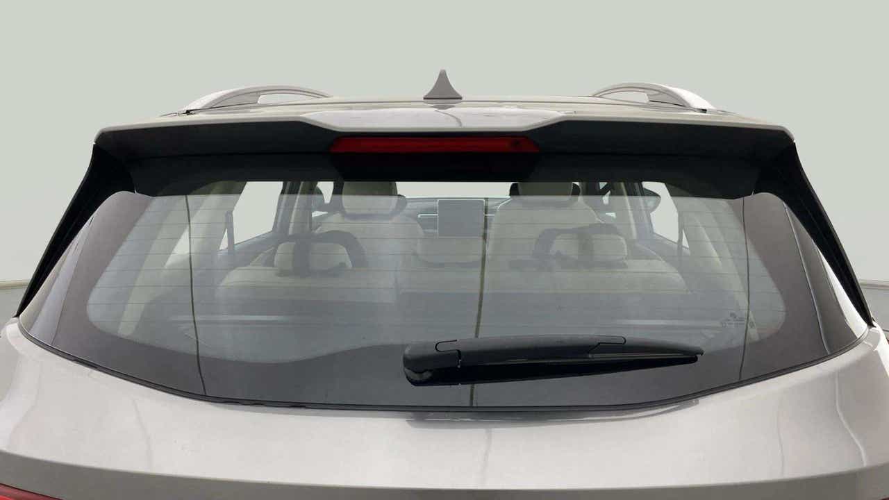 Rear view of a MG Hector