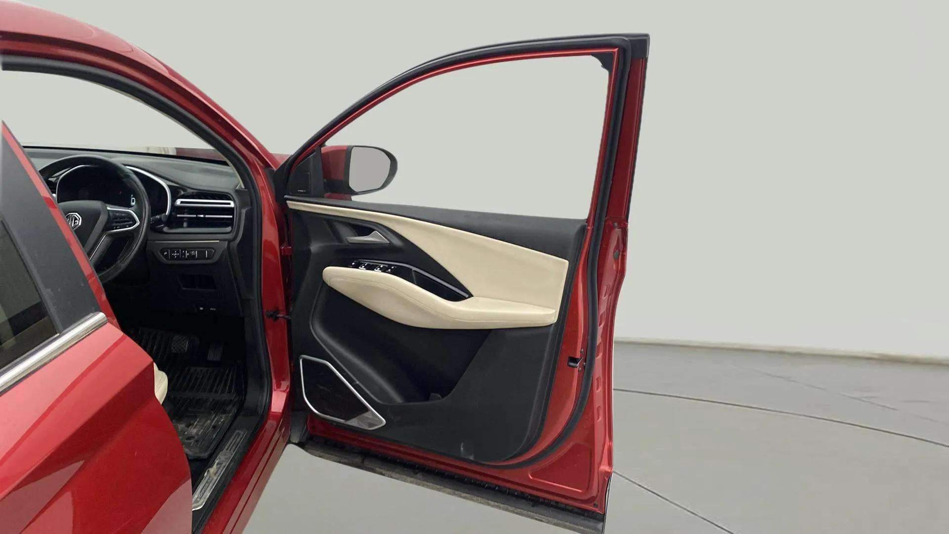 Front driver door and dashboard of a MG Hector