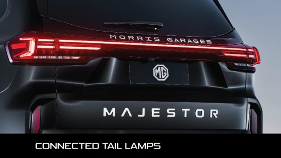 Rear connected tail lamps of MG Majestor