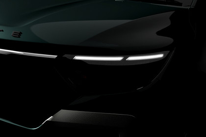 Headlight close-up of Nissan Gravite