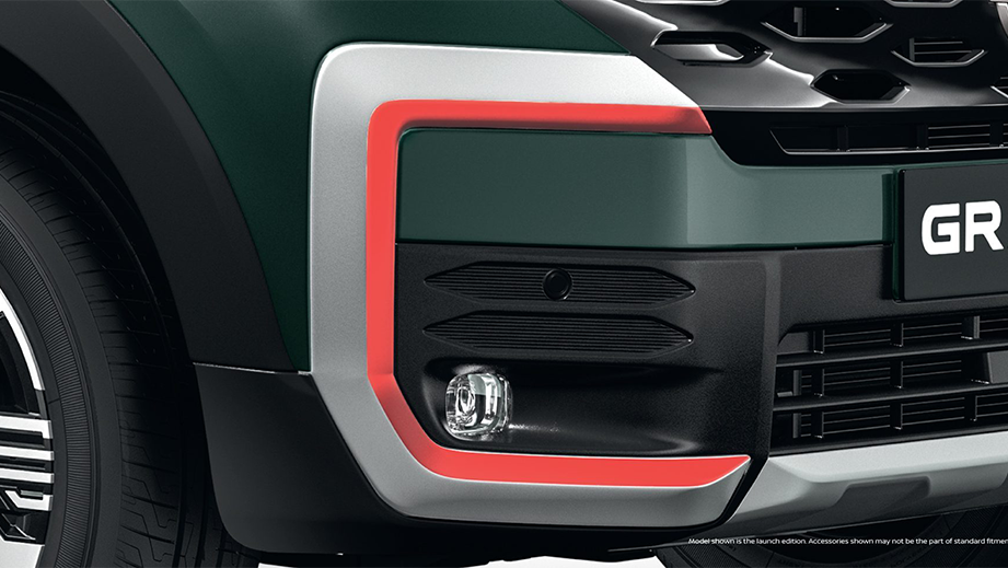 Front bumper close-up of Nissan Gravite