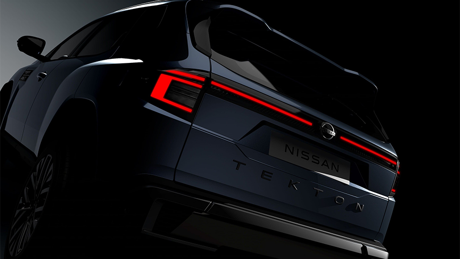 Rear view of Nissan Tekton