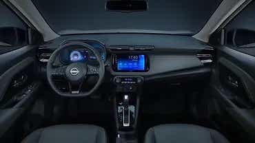Dashboard of Nissan Tekton